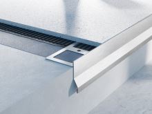 BP9/1 balkónová lišta s odkvapničkou (1)