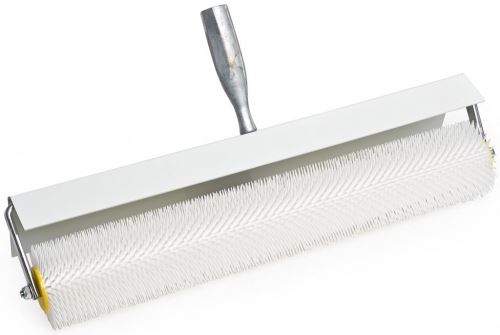 Valček nivelačný z PVC, s krytom