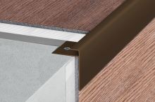 Schlüter-VINPRO-STEP-R schod. lišta pre vinyl, hliník elox chróm kartáč, v: 9 mm, d: 2,5 m (1)